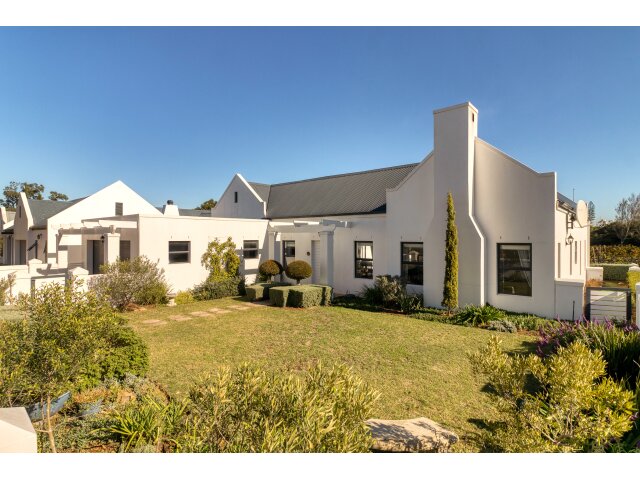 <!--[if BLOCK]><![endif]--> 44  Capricorn Lane,  Croydon Vineyard Estate, Somerset West <!--[if ENDBLOCK]><![endif]-->